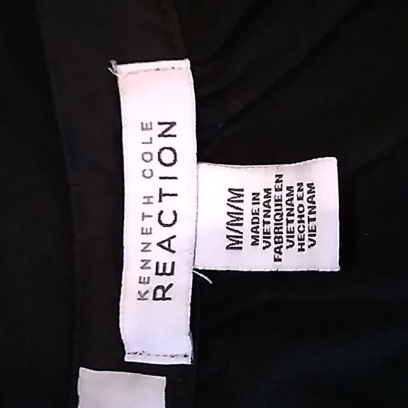 Kenneth Cole Reaction medium black white blouse - Picture 3 of 4